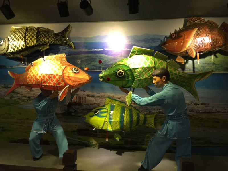 300年鱼灯舞连繫深港民心(图1) 300年鱼灯舞连繫深港民心(图1)